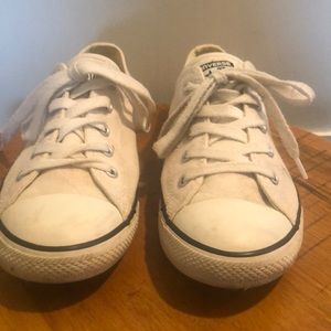Women’s White converse